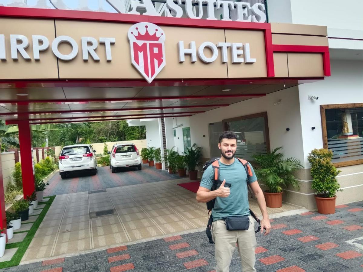 Marina Suites Airport Hotel Kochi Exterior photo