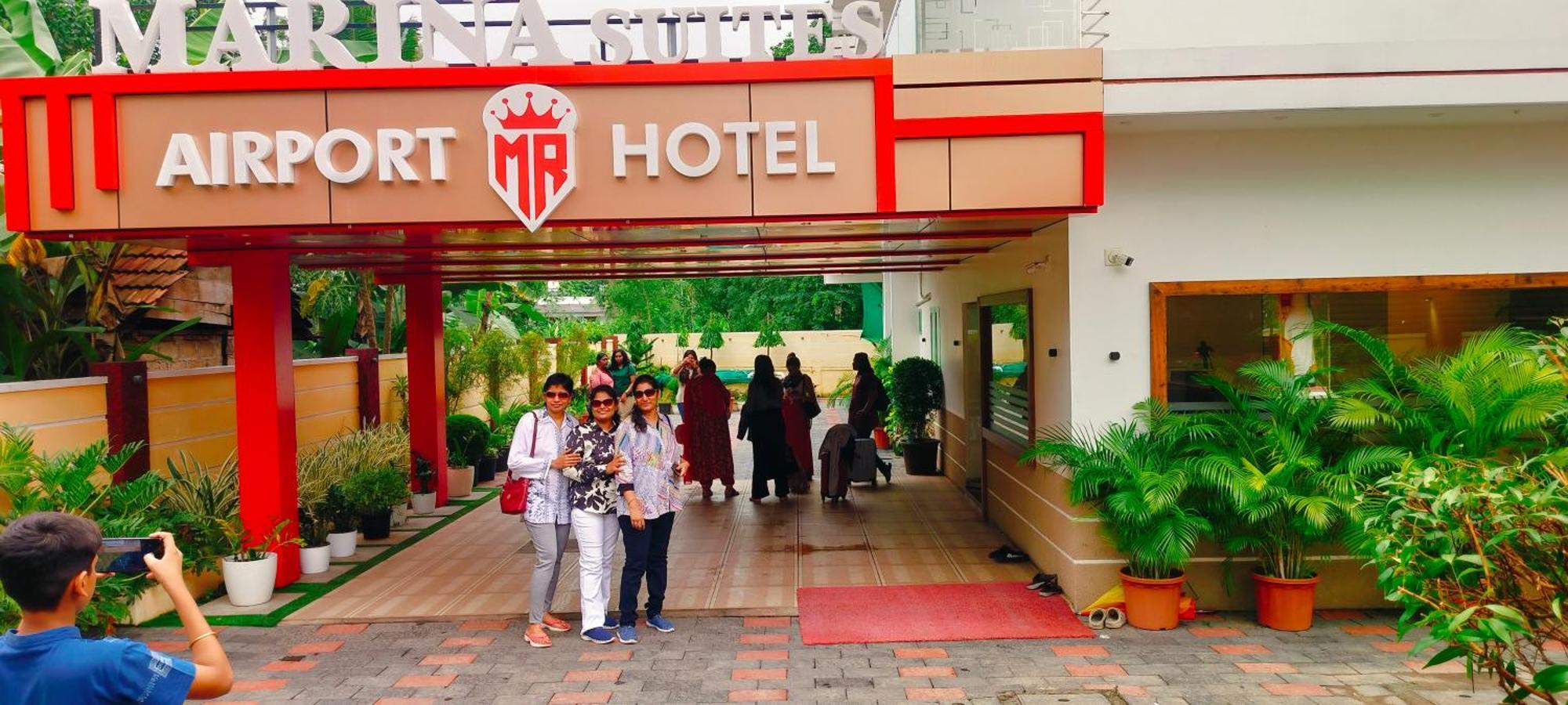 Marina Suites Airport Hotel Kochi Exterior photo